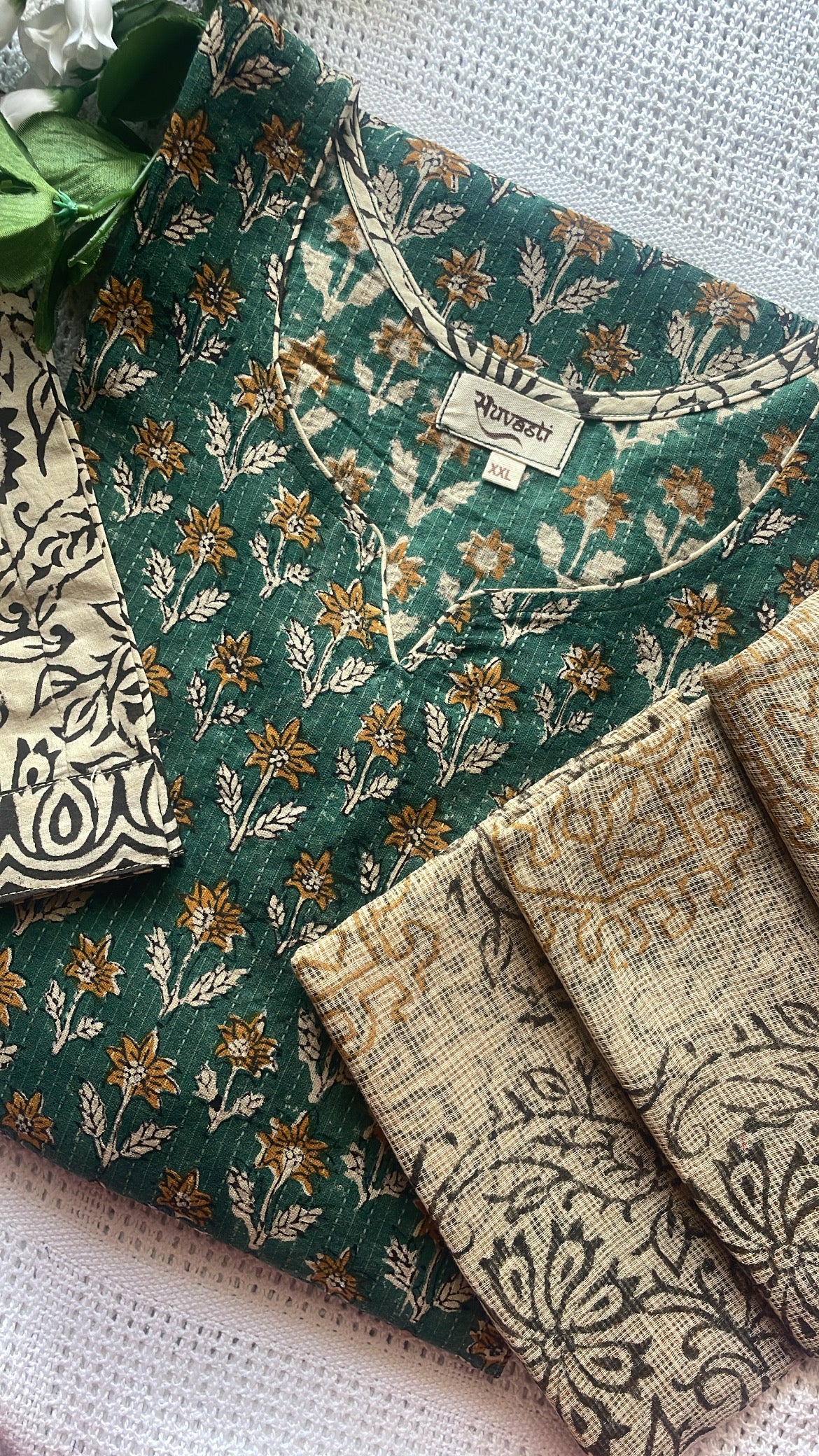 Kanth Handicrafated Suit Set